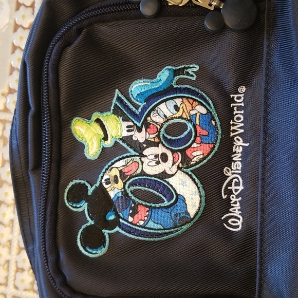 Original WALT DISNEY fanny pack - Picture 4 of 7